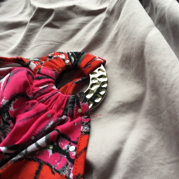 NEW🌸DOTS Single Sleeve Embellished Blouse {L/0X} - Picture 3 of 8